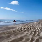 Con Piscina Privada Дом отдыха