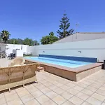 Con Piscina Privada * San Bartolomé