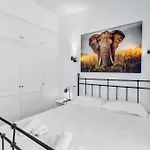Con Piscina Privada