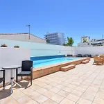 Con Piscina Privada * San Bartolomé