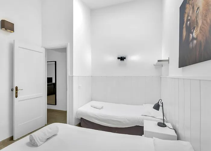 Con Piscina Privada *