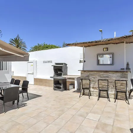 Con Piscina Privada Сан-Бартоломе