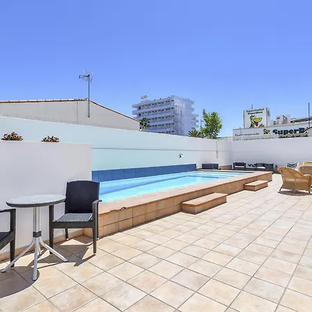 Con Piscina Privada Сан-Бартоломе